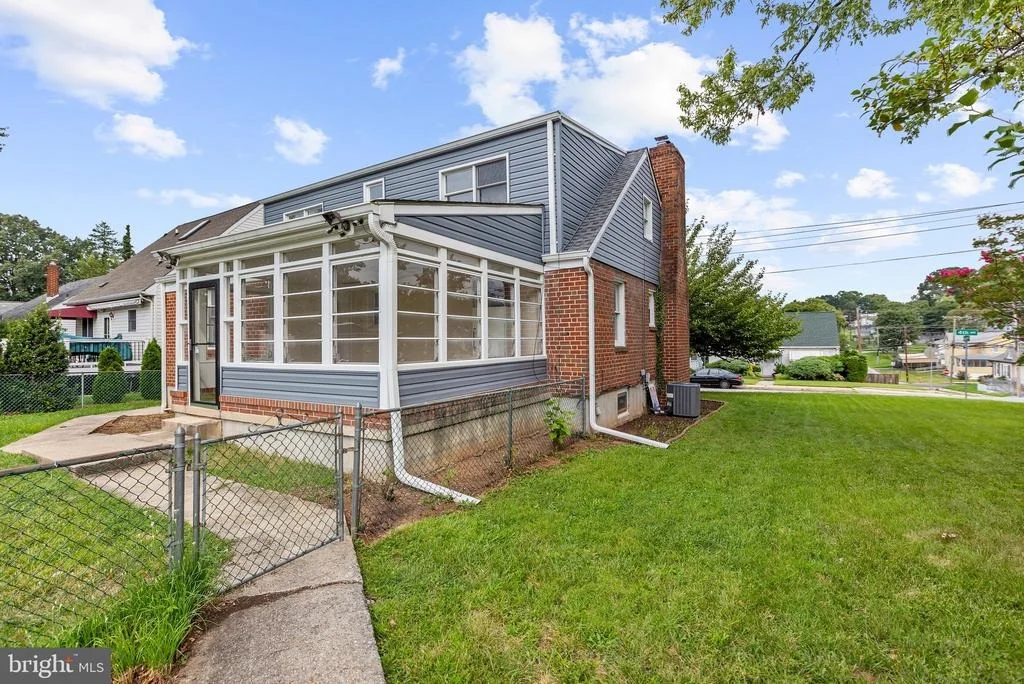 Photo of 243 4TH AVENUE