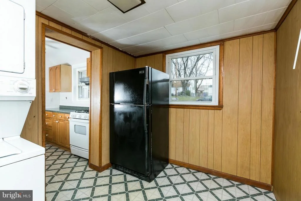 Photo of 12102 GRANDVIEW AVENUE