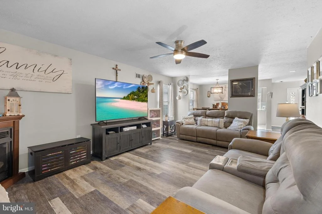 Photo of 256 VALLEY FORGE DRIVE