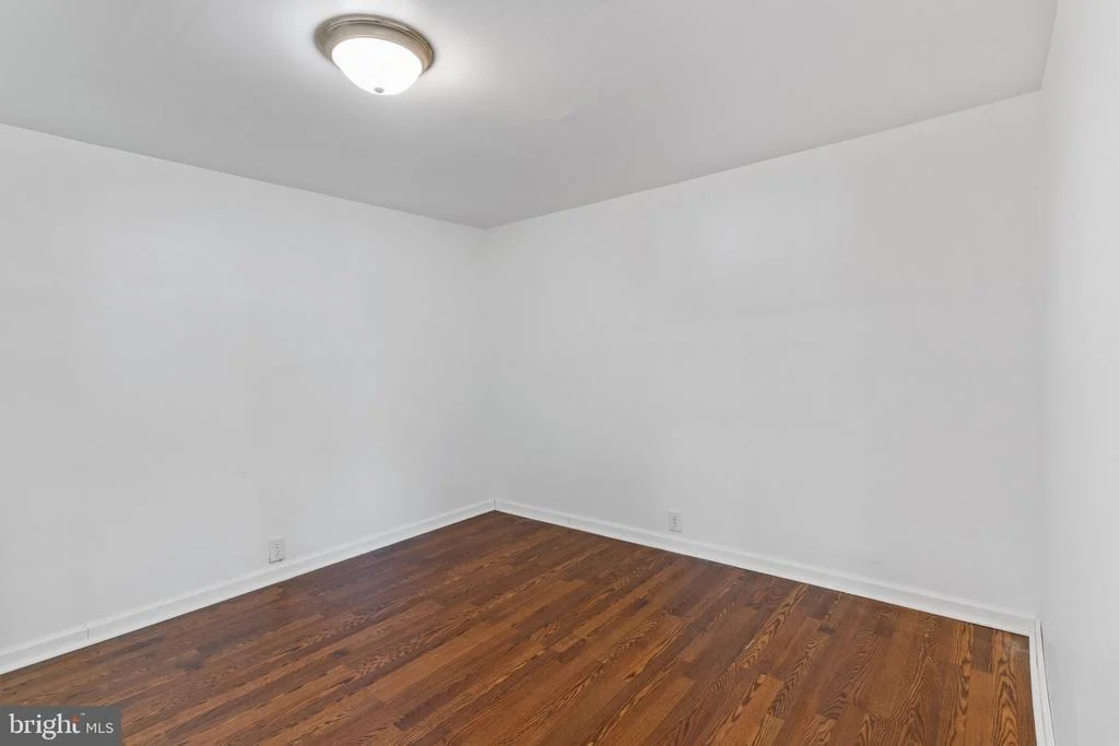 Photo of 1031 WARD STREET