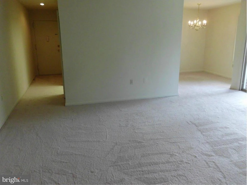 Photo of Unit 103A at 3640 GLENEAGLES DRIVE