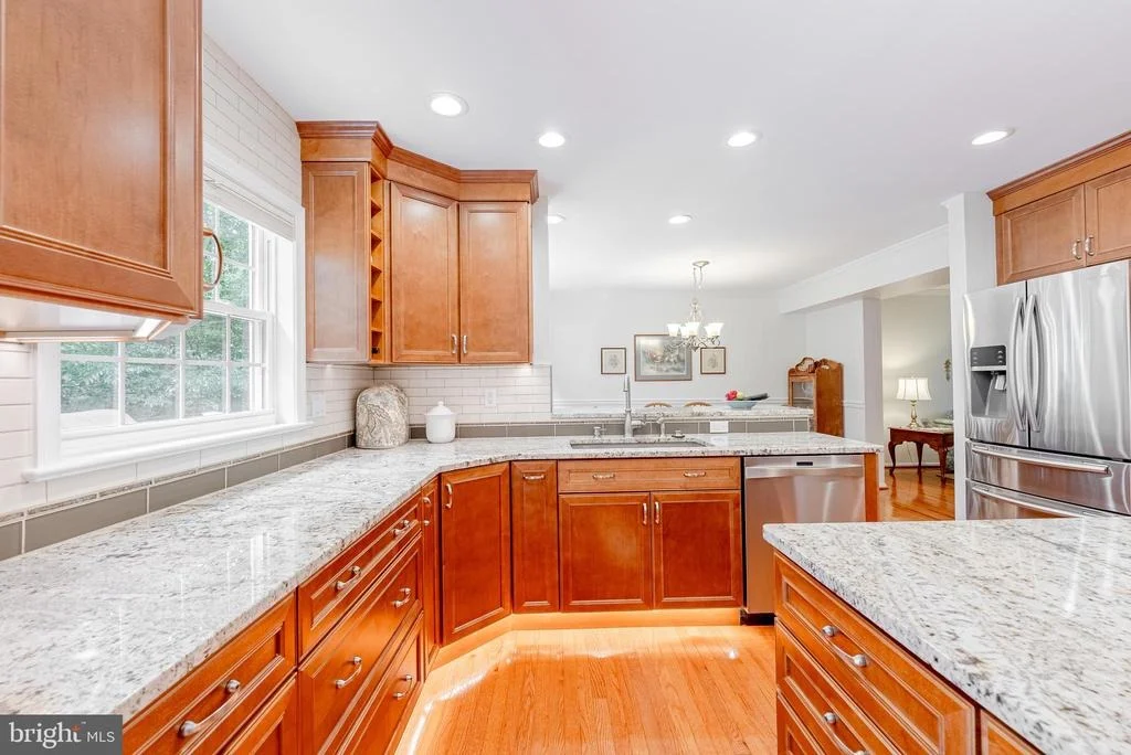 Photo of 10922 SHADOW LANE