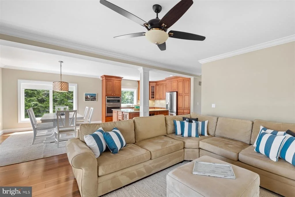 Photo of 309 W 5TH STREET