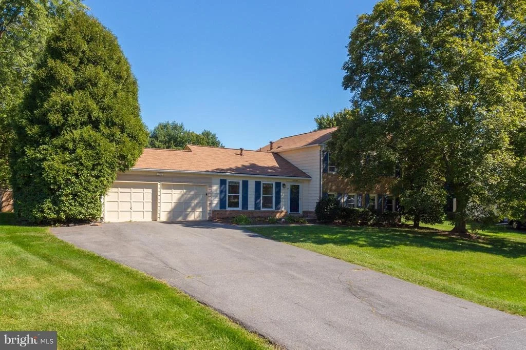 Photo of 16009 WALLINGFORD ROAD