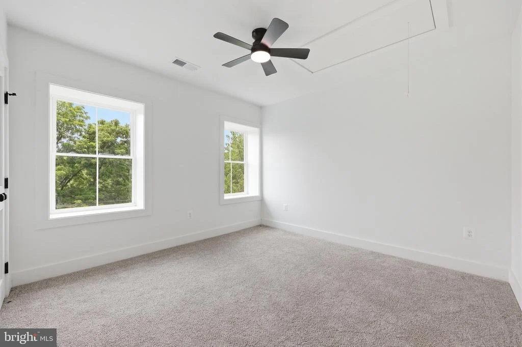 Photo of 11523 HANDBOARD ROAD