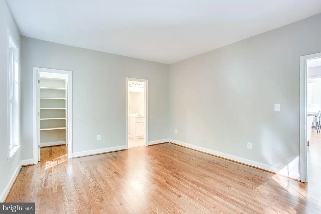 Photo of 10941 STONEBROOK DRIVE