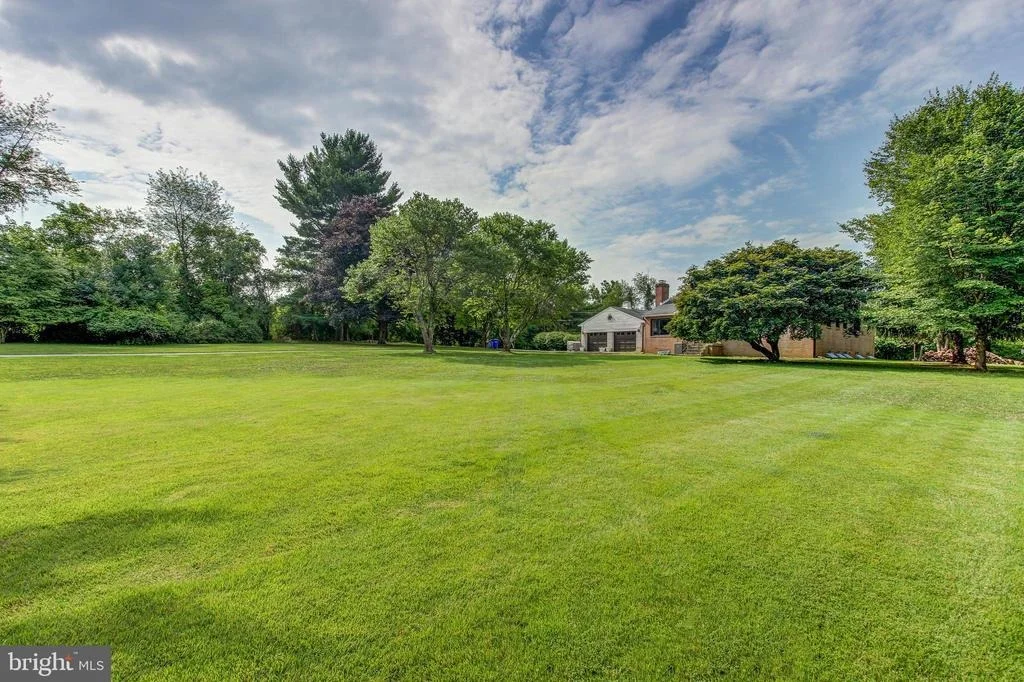 Photo of 16000 SCHAEFFER ROAD