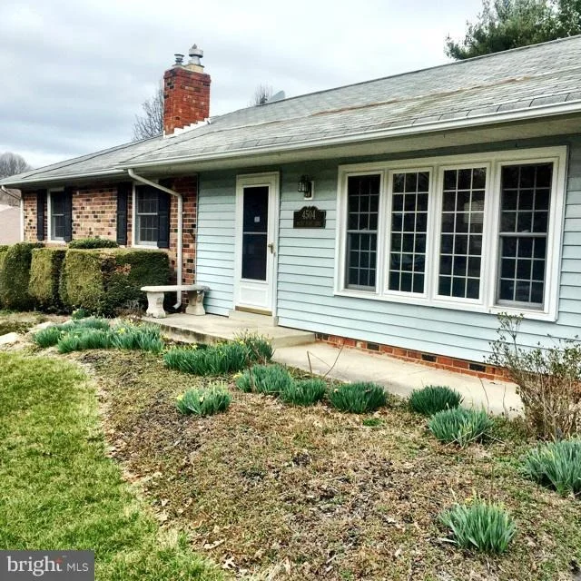 Photo of 4504 MOUNT OLNEY LANE