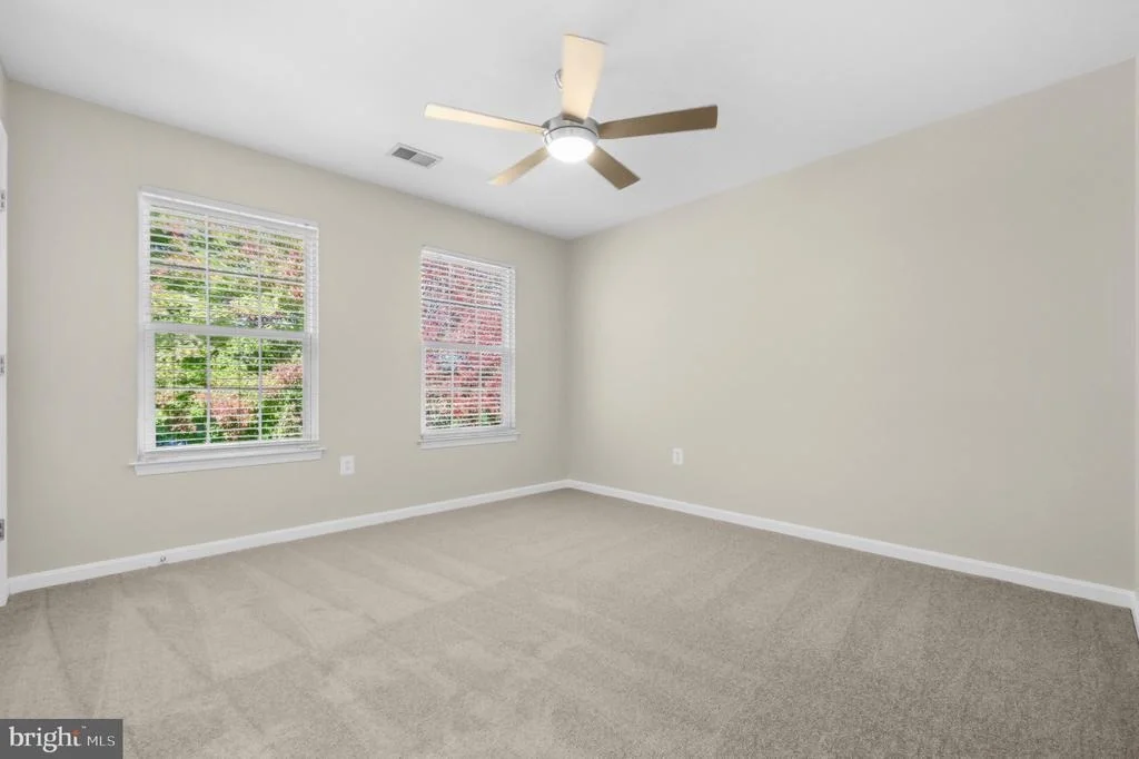 Photo of 5959 LYCEUM LANE