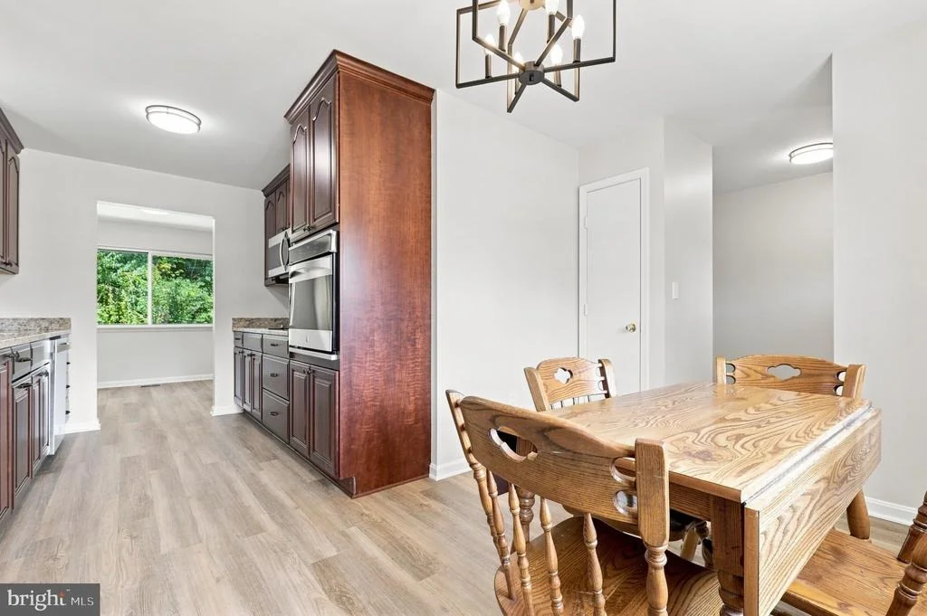 Photo of 3902 SHAKESPEARE WAY