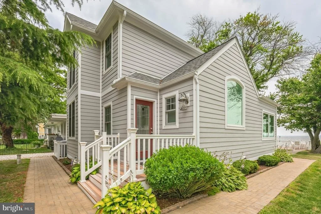 Photo of 3963 BAYSIDE DRIVE