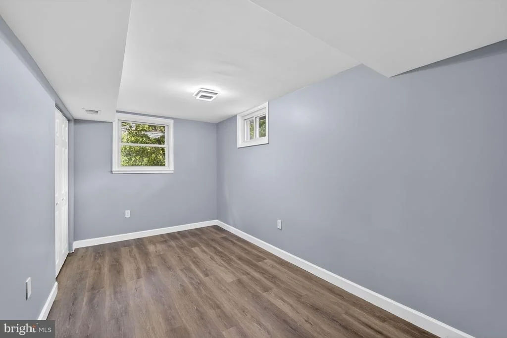Photo of 3604 HALLOWAY N