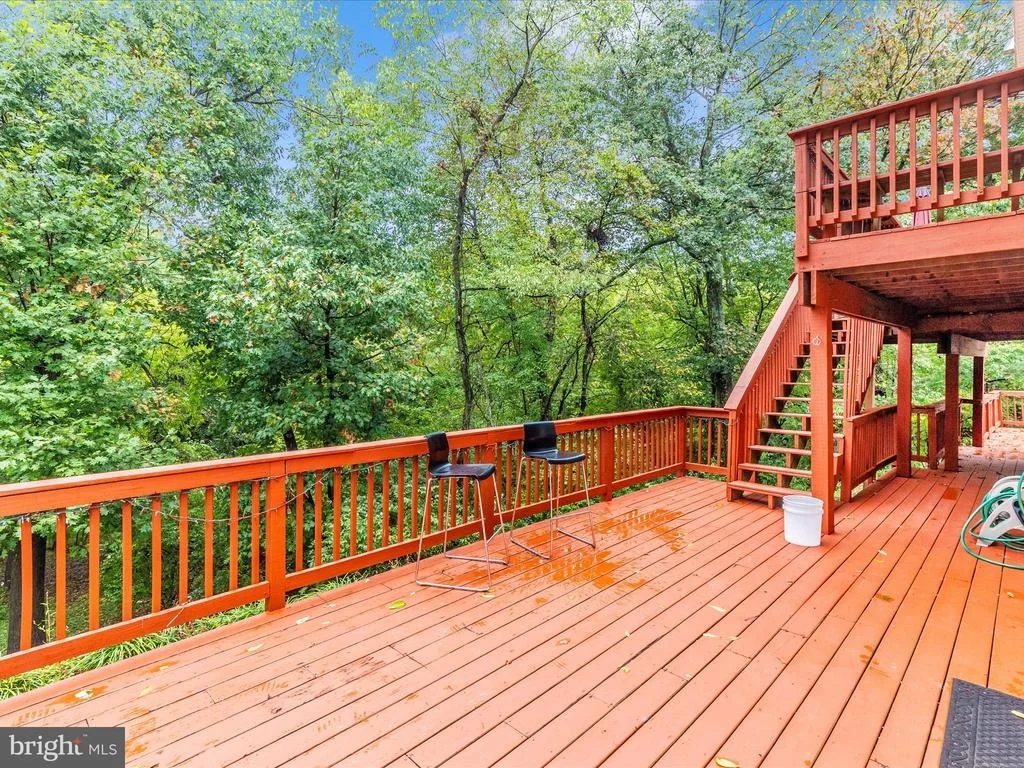 Photo of 5732 CRESTRIDGE COURT