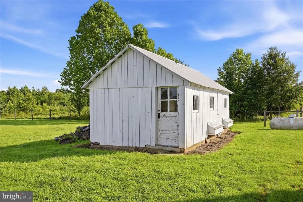 Photo of 43086 LUCKETTS ROAD