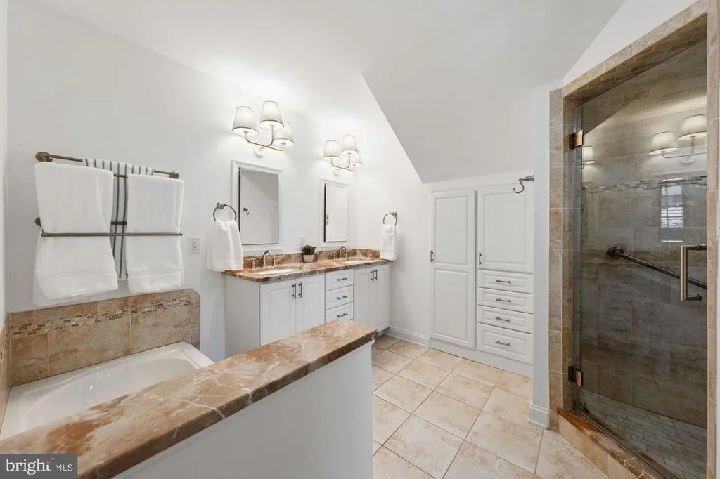 Photo of 4555 W STREET NW
