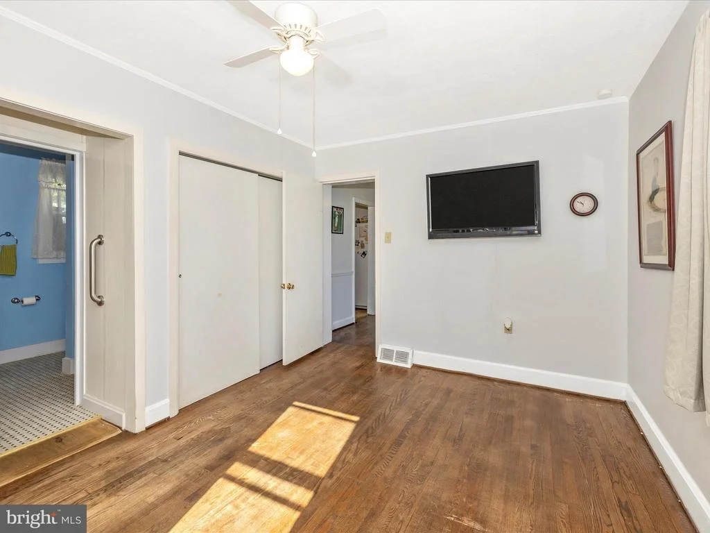 Photo of 1101 FAIRVIEW ROAD