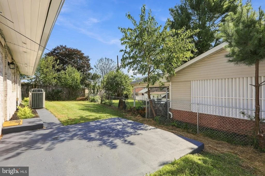 Photo of 1020 BRAMLY DRIVE