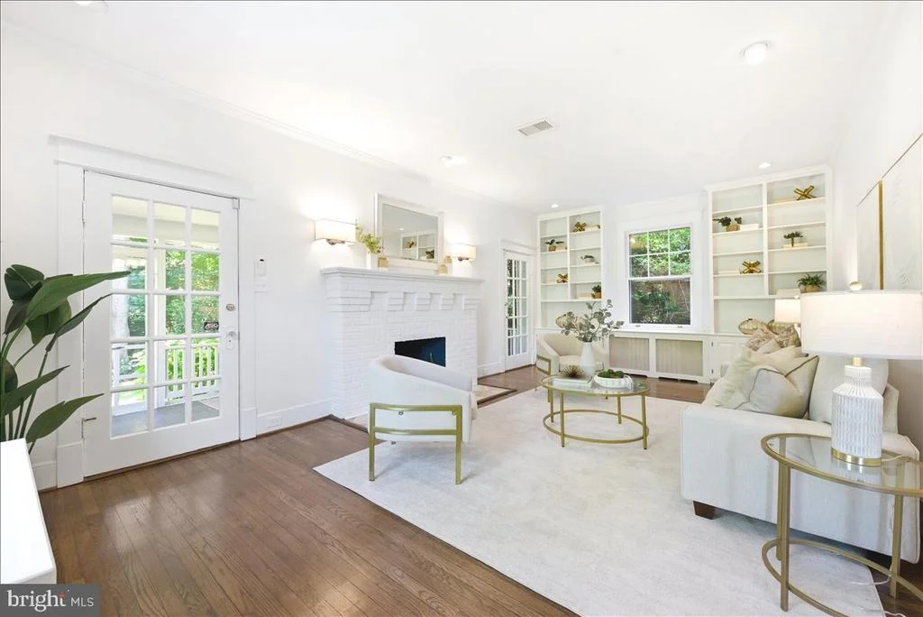 Photo of 7109 MEADOW LANE
