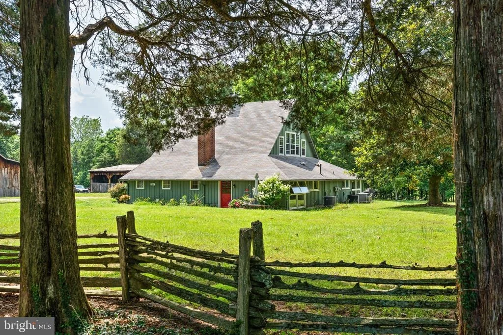 Photo of 19700 MULBERRY FIELDS ROAD