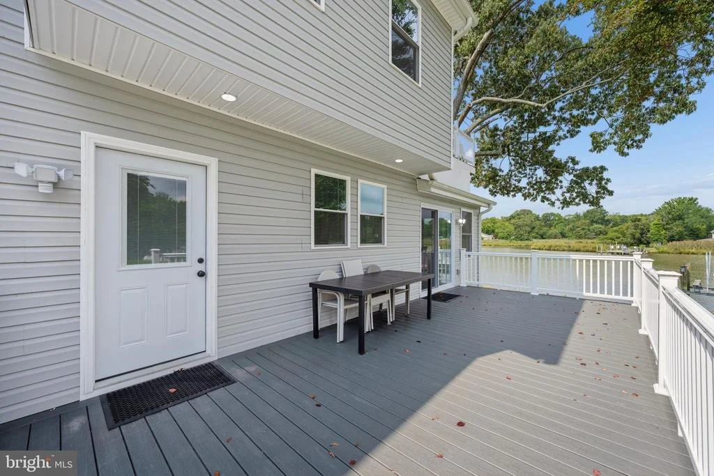 Photo of 456 DEALE ROAD