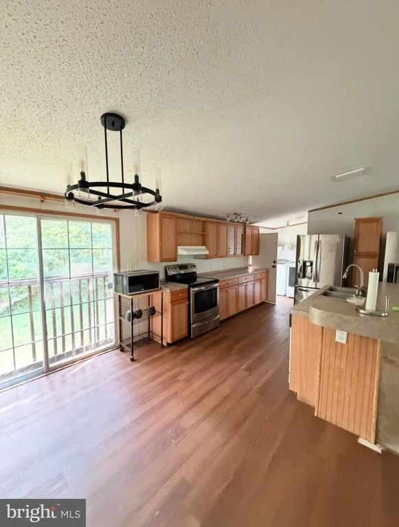 Photo of 11016 FOREST HOLLOW DRIVE