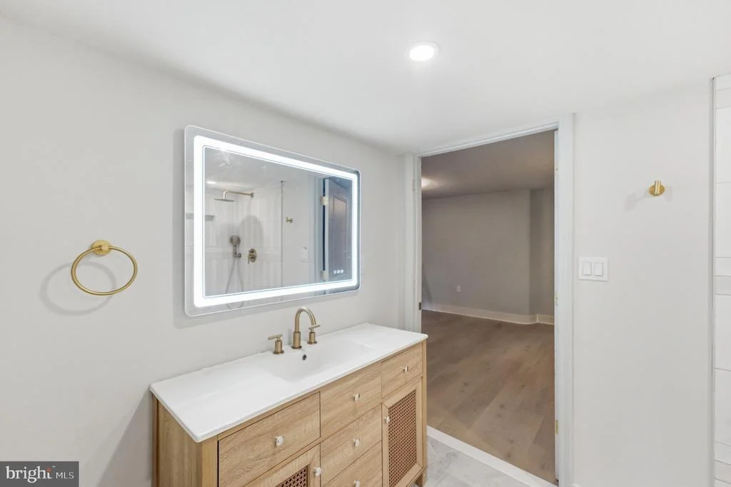 Photo of 5032 KING DAVID BOULEVARD