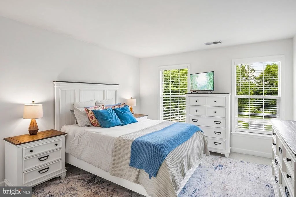 Photo of 6106 CHALLEDON CIRCLE
