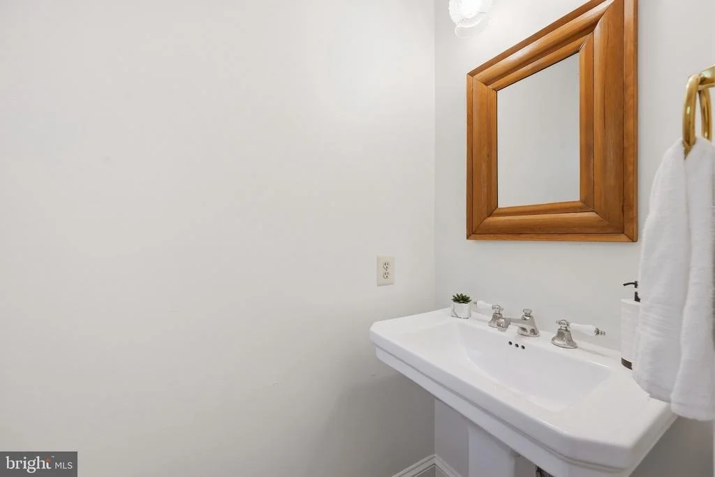 Photo of 10804 LOCKLAND ROAD
