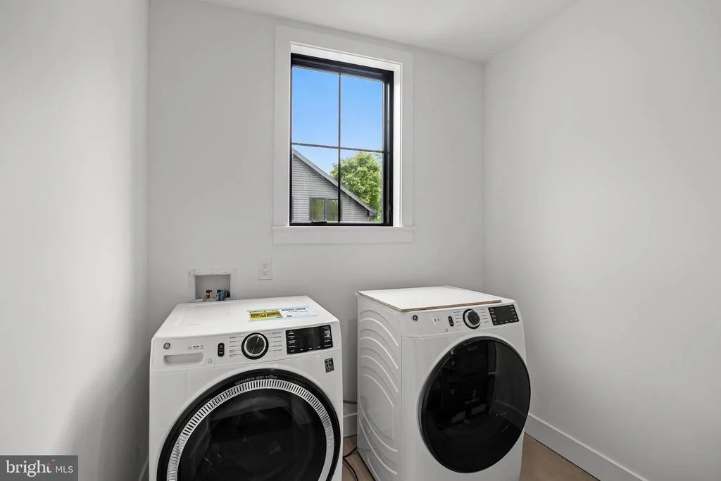 Photo of 6 CHAPEL AVENUE