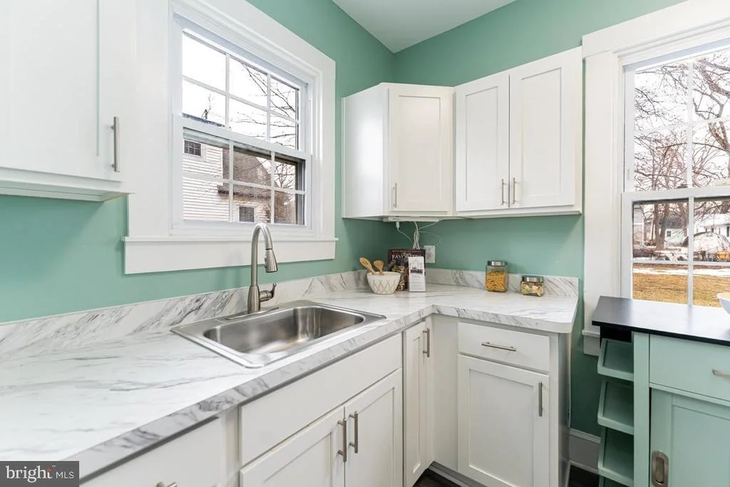 Photo of 413 TALBOTT AVENUE