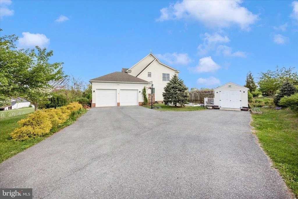 Photo of 14746 NEW WINDSOR ROAD