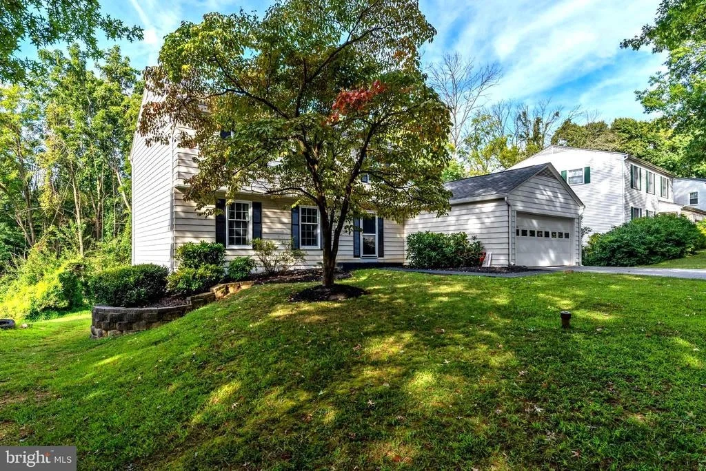 Photo of 5262 ELIOTS OAK ROAD