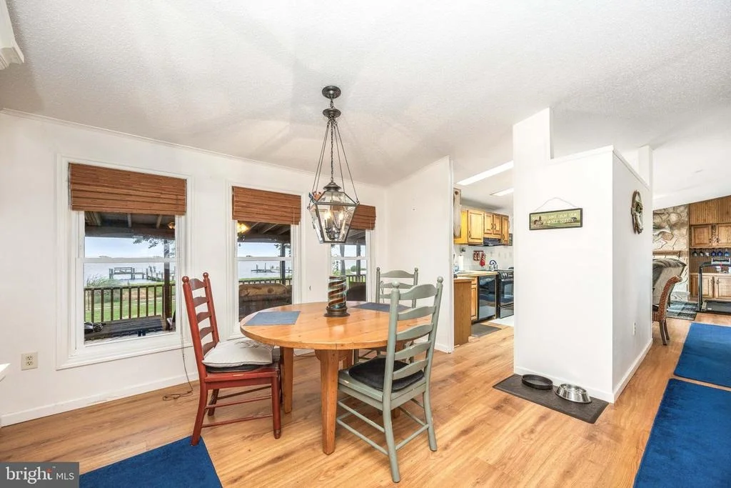 Photo of 7940 RIVERVIEW ROAD