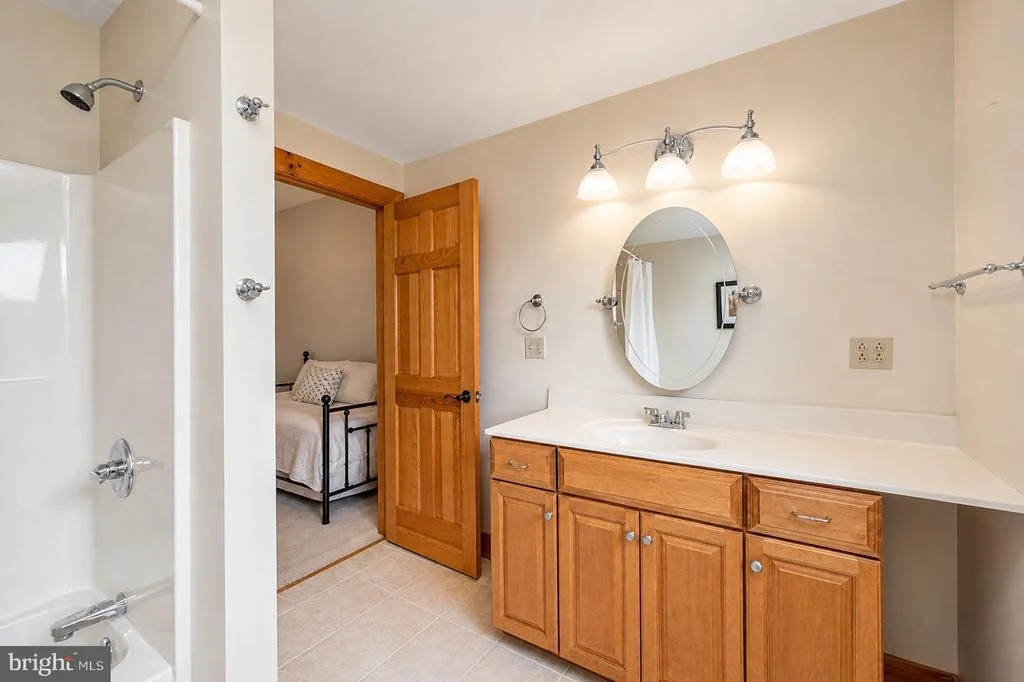 Photo of 282 LAKEFRONT LINKS DRIVE