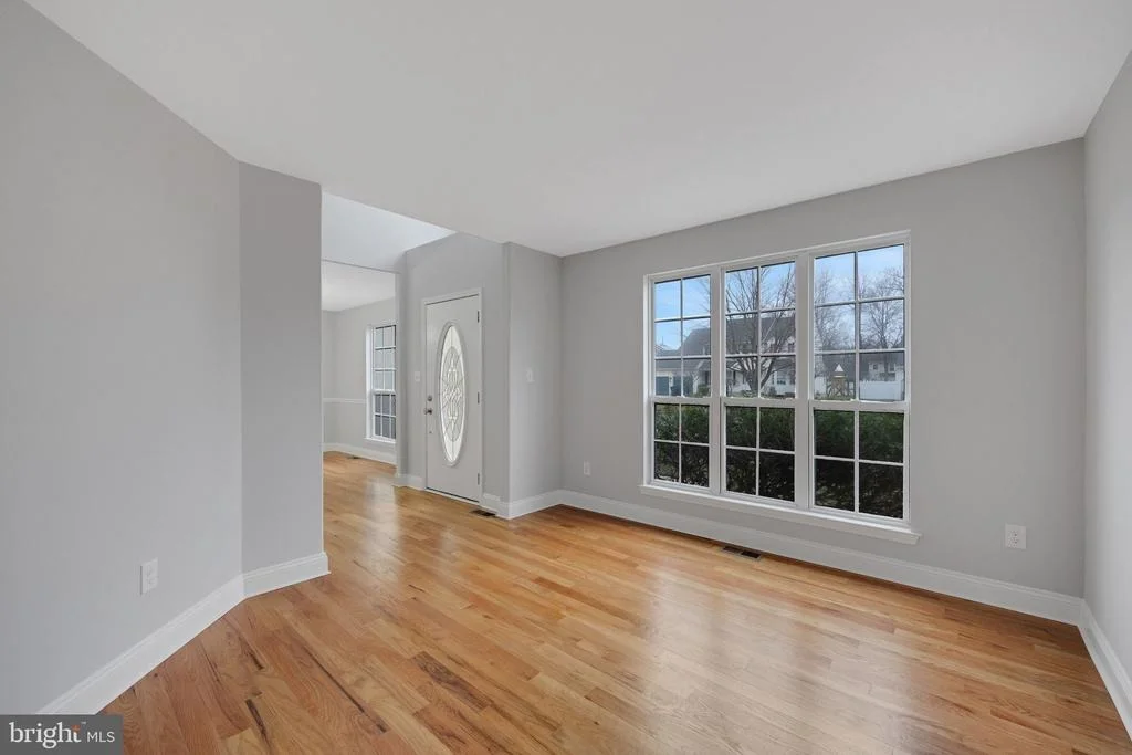 Photo of 319 W FOX TRAIL