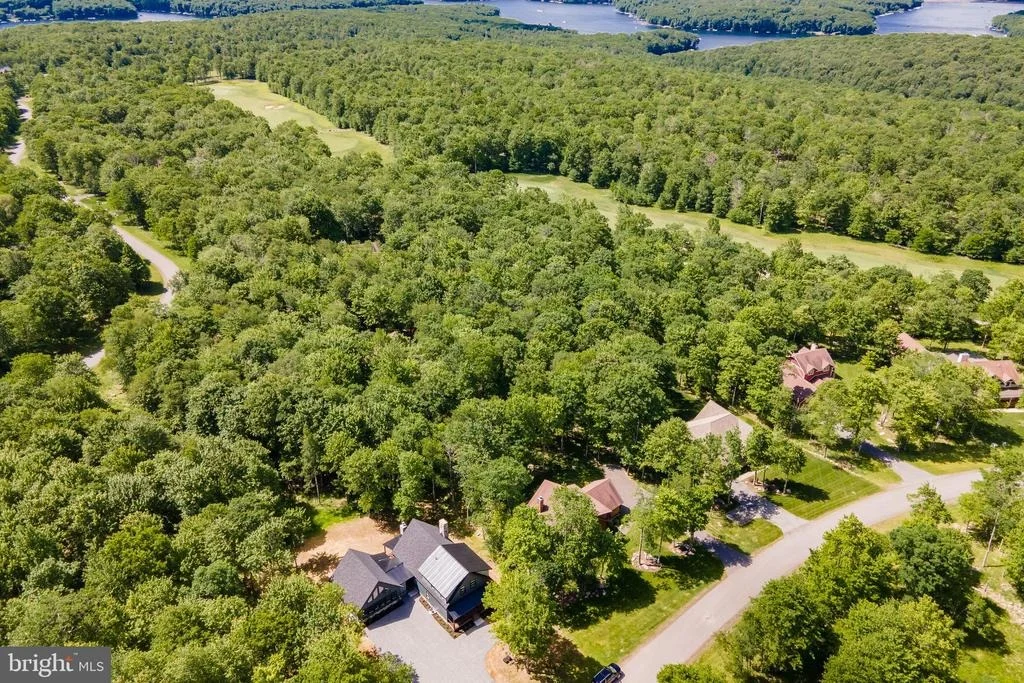 Photo of 49 GREENSTONE WAY