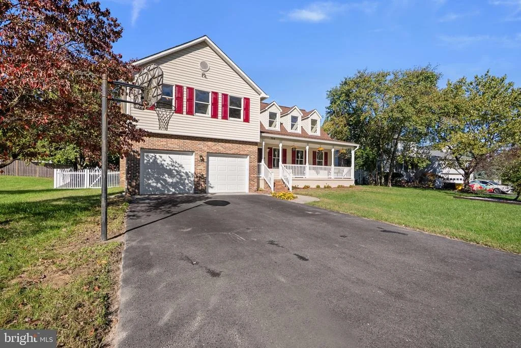 Photo of 7904 RED GLOBE COURT