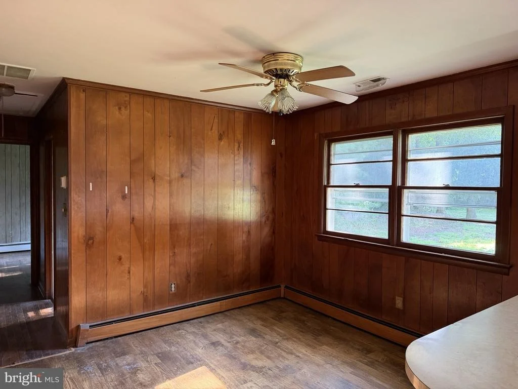 Photo of 6682 QUERCUS DRIVE
