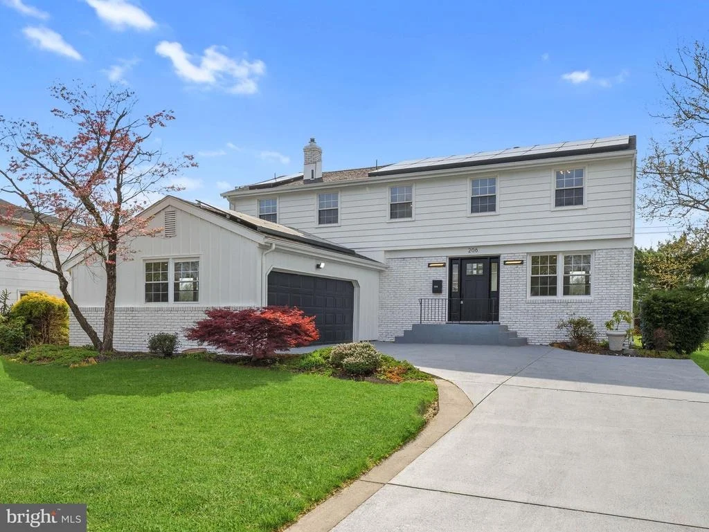 Photo of 206 RAMBLEWOOD