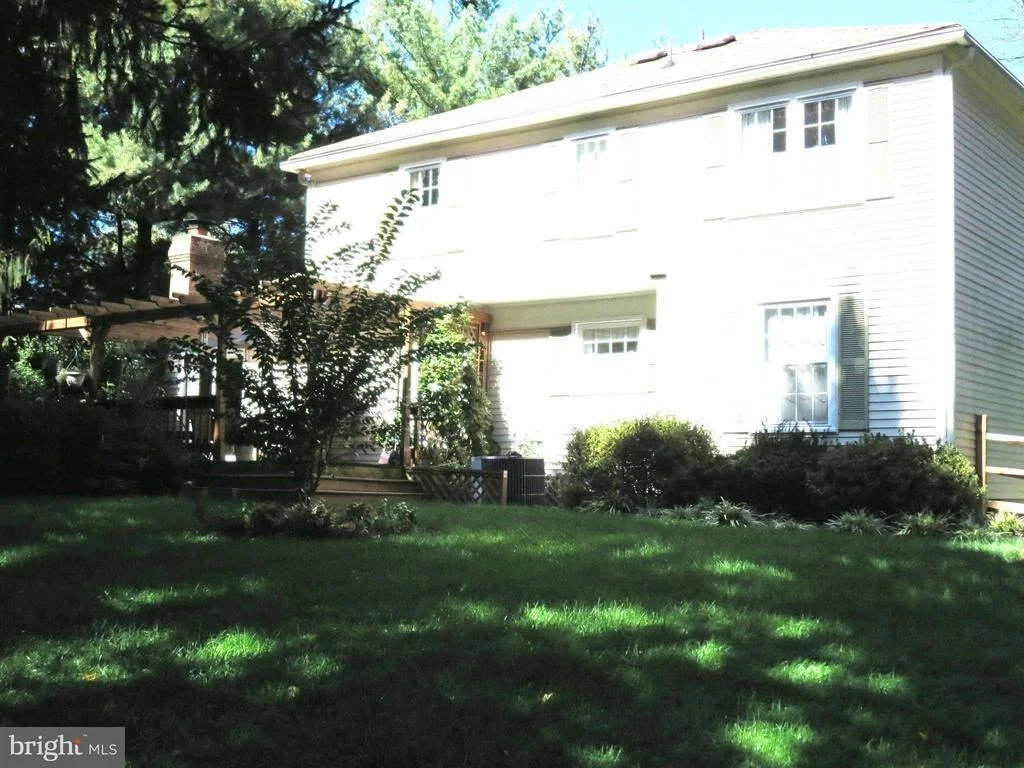 Photo of 18 NATIVE DANCER COURT