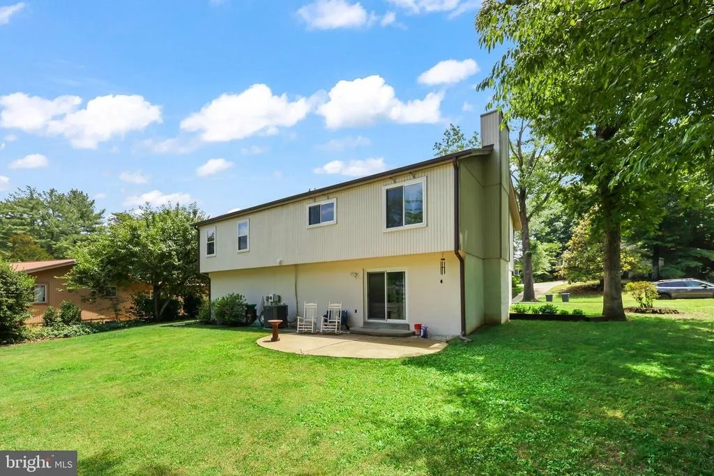 Photo of 16008 FAIRWAY DRIVE
