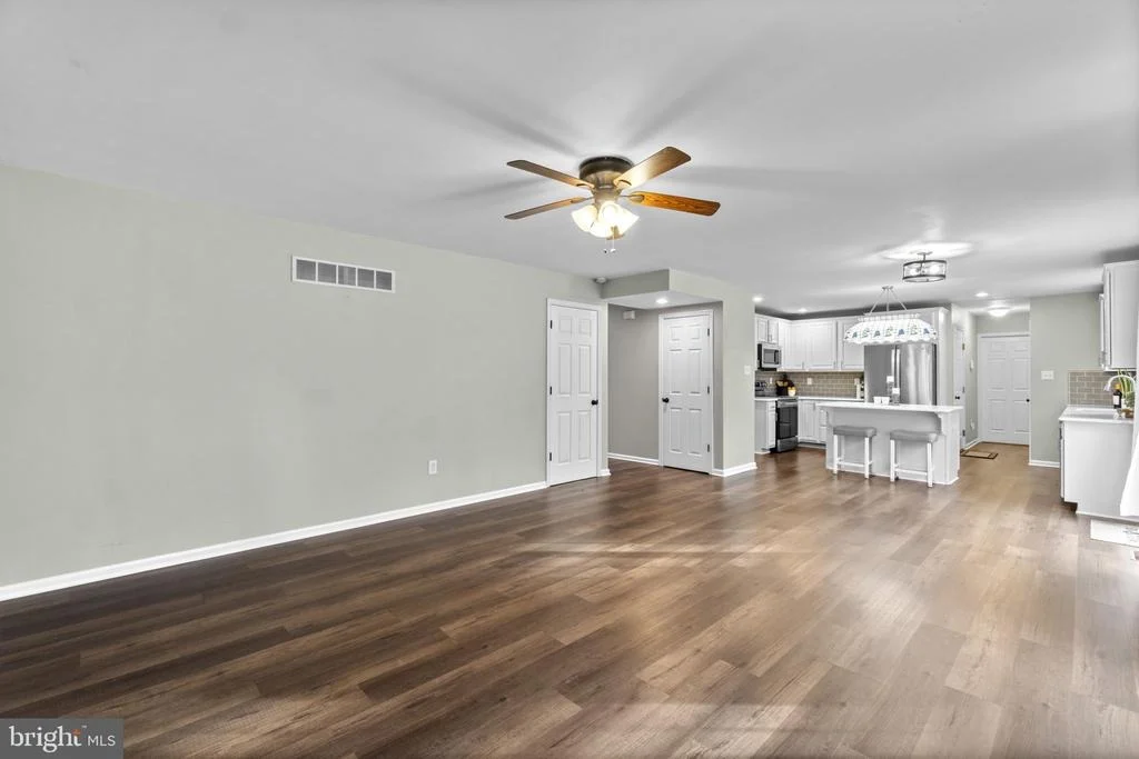 Photo of 1877 GARRETT ROAD