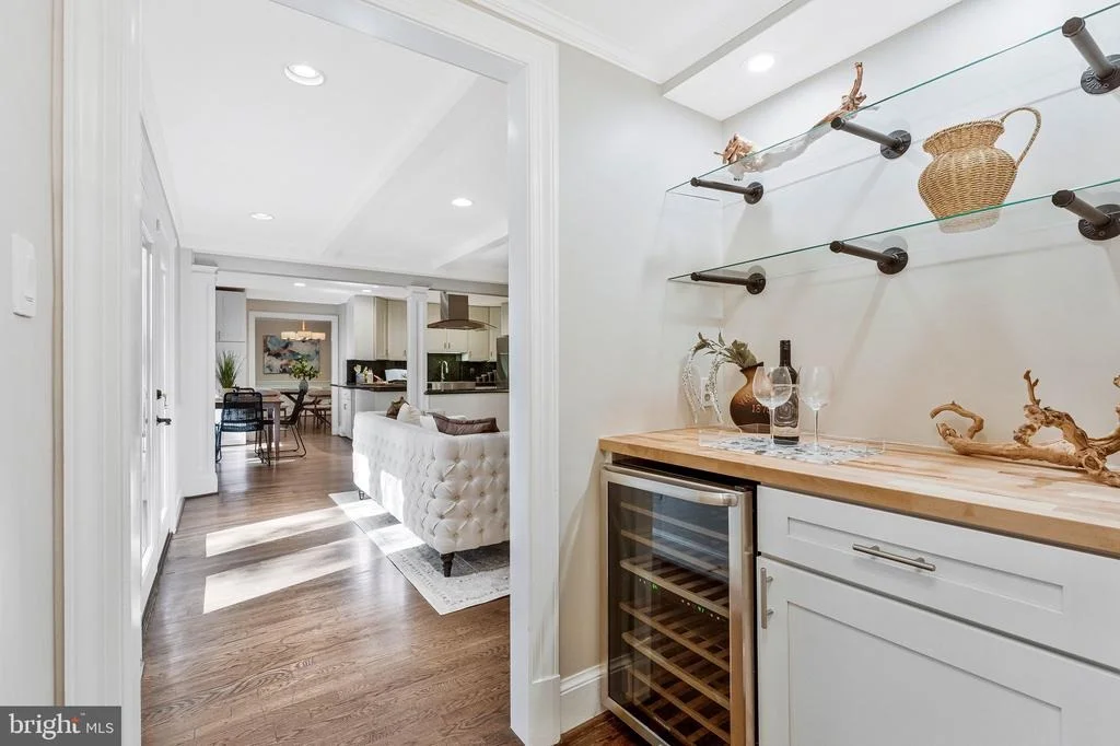 Photo of 7845 OLD DOMINION DRIVE
