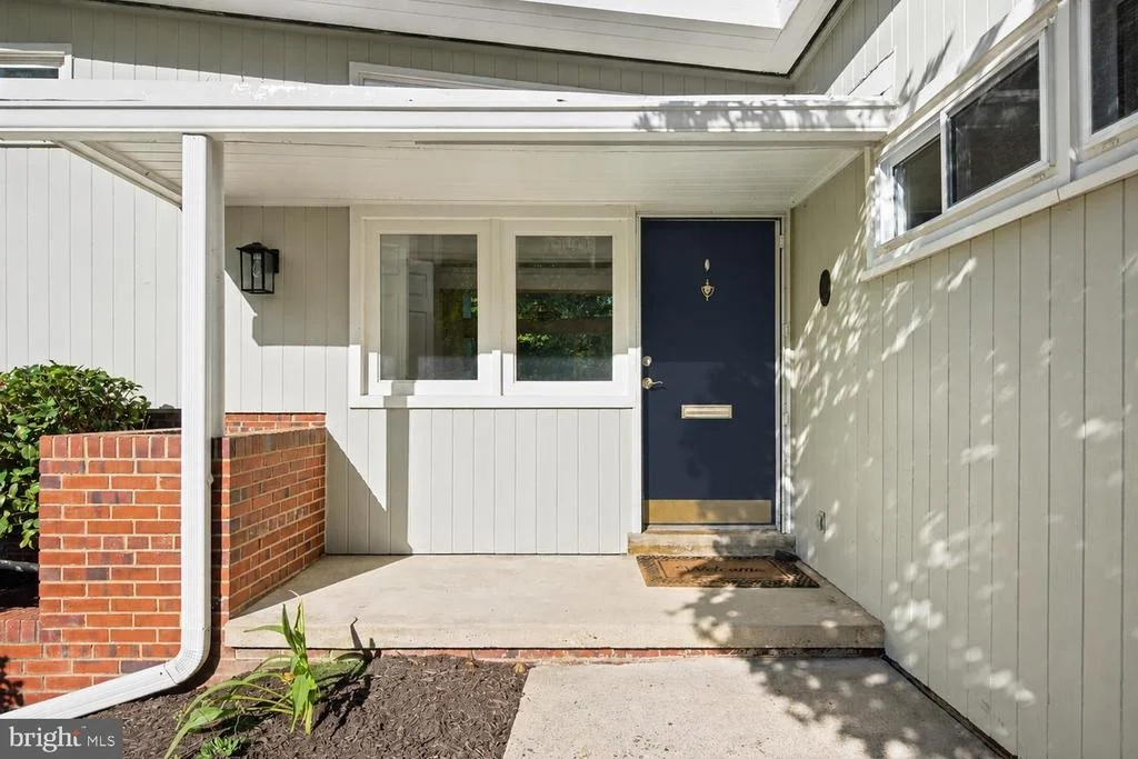 Photo of 9408 FOREST HAVEN DRIVE