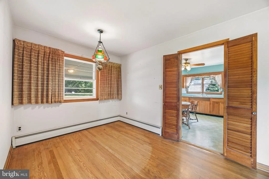 Photo of 4891 IDLEWILDE ROAD