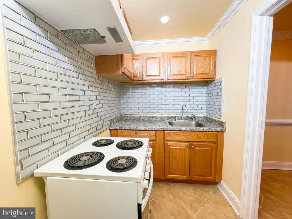 Photo of 1106 45TH PLACE SE