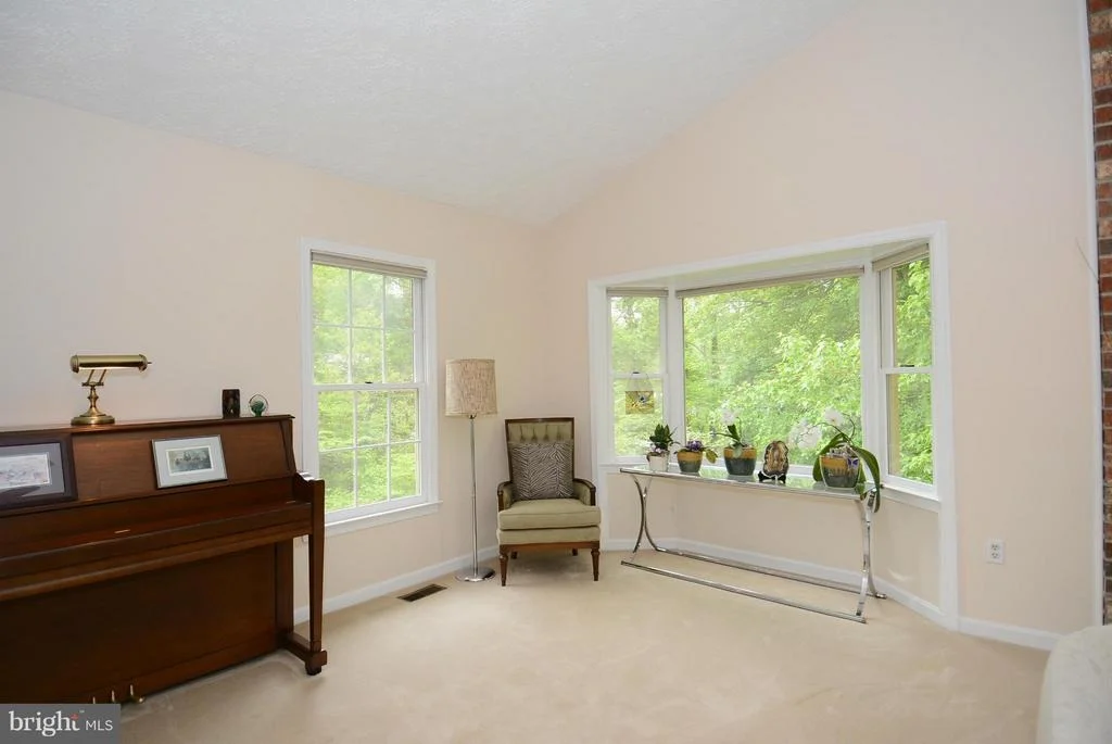 Photo of 11476 BRONZEDALE DRIVE