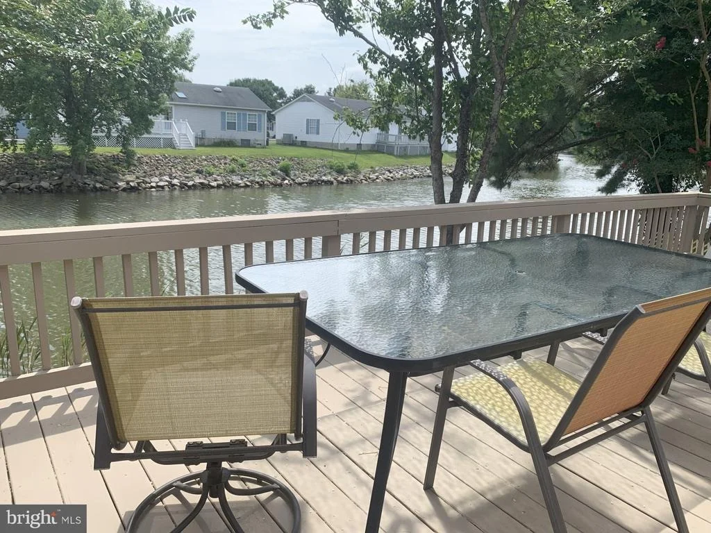 Photo of 18 COASTAL DRIVE