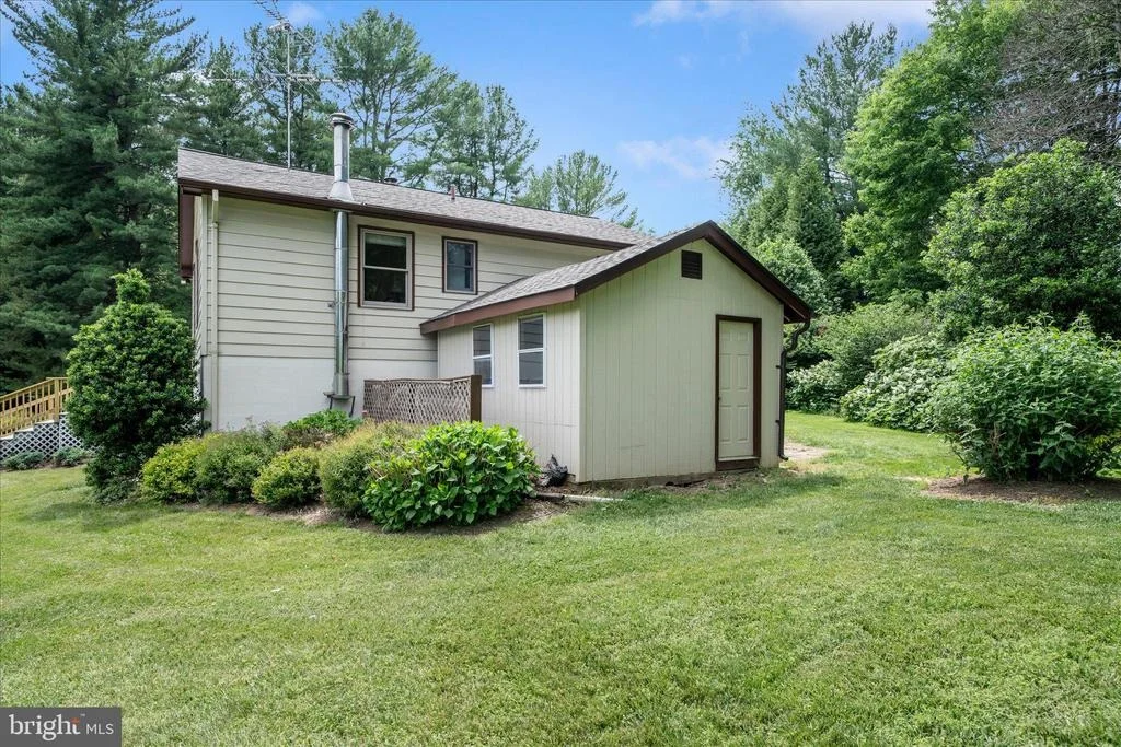 Photo of 8604 BURNT HICKORY CIRCLE