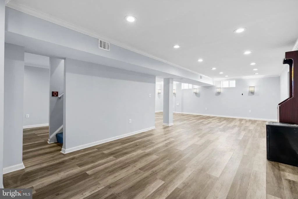 Photo of 1117 CRESTHAVEN DRIVE